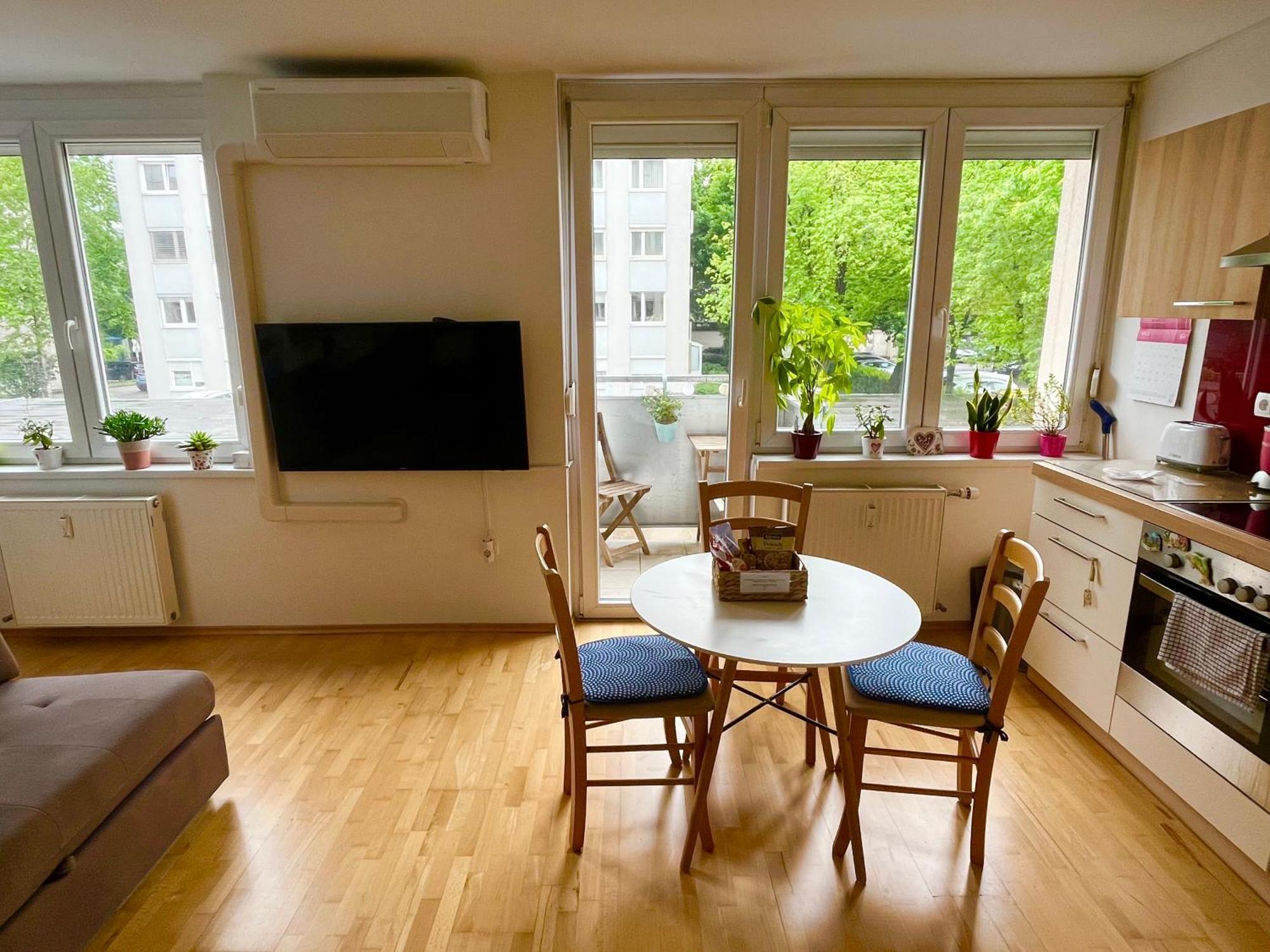לובליאנה Cosy Studio Andy With Great Location מראה חיצוני תמונה